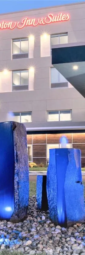 Hampton Inn & Suites Cincinnati West, Oh，位于Dent的酒店