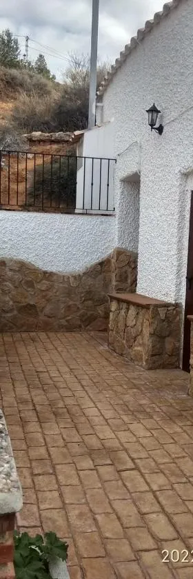 CASA CUEVA VANESA，位于Hinojares的酒店