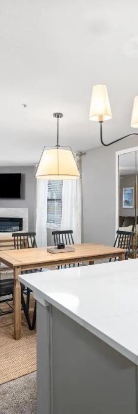 Hadley's Place at Pointe Royale, Pristine 2 Bed 2 Bath Condo，位于布兰森的酒店