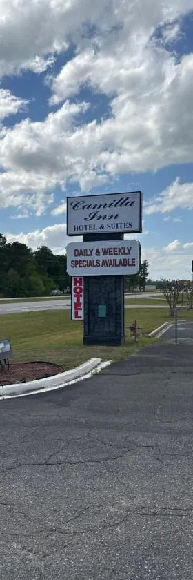 Camilla Inn & Suites，位于Camilla的酒店