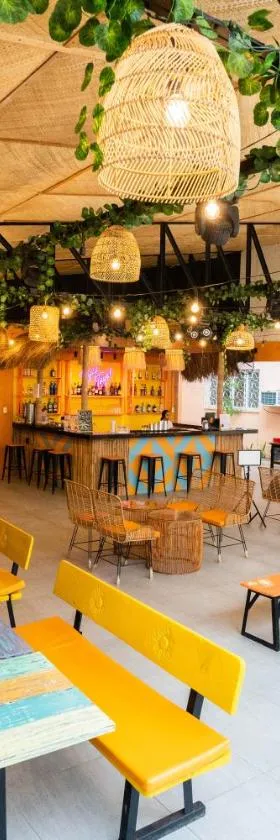 Nacho Hostel Cebu，位于Bulacao的酒店