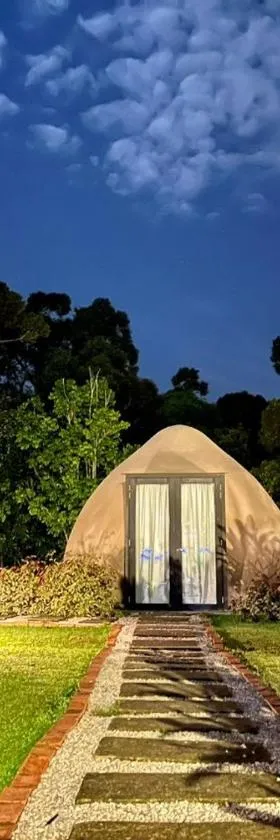 PLAY at Lot 31 Eco Orchard Melaka，位于Sempang Sentul的酒店