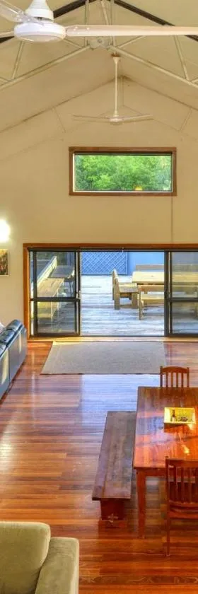 THE BARN，位于Mahia的酒店