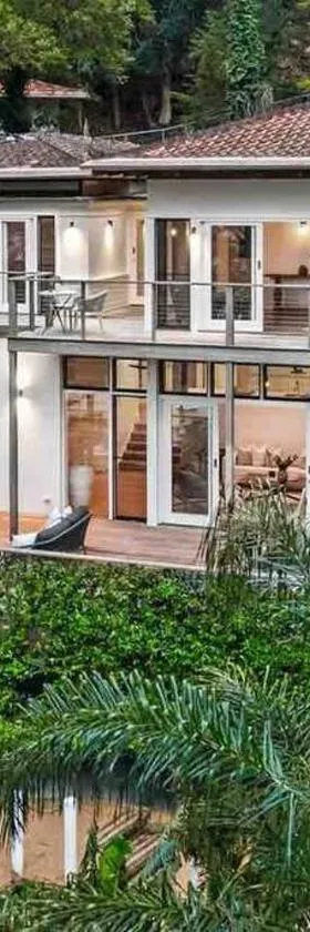 Sydney Northern Beaches Waterfront Winter Escape - Clareville，位于Clareville的酒店