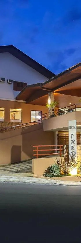 弗雷迪酒店，位于阿瓜斯迪林多亚的酒店