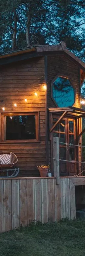 Le Chalet - Les Lodges de Praly，位于Les Ollières-sur-Eyrieux的酒店