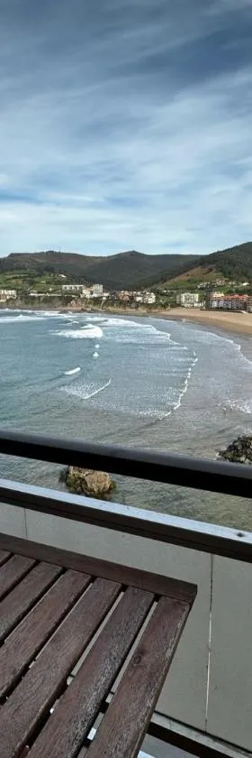 Bakio, magnificas vistas a la mar，位于巴基奥的酒店