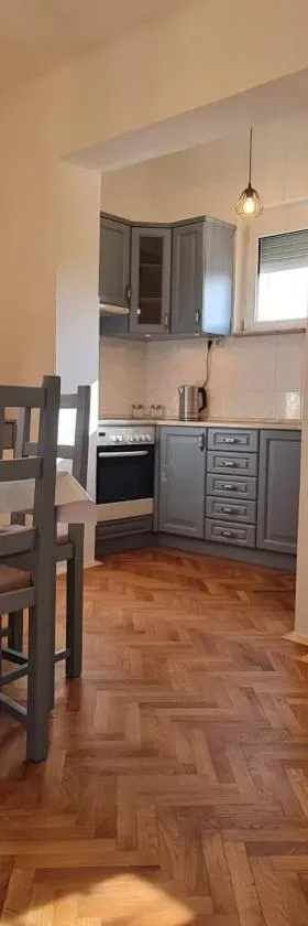 RI-JÓ apartman，位于莫哈奇的酒店