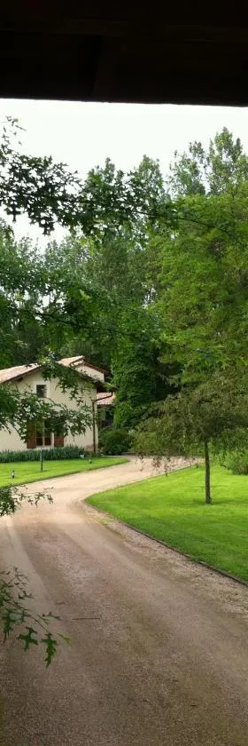 MOULIN CROZET，位于Montceaux的酒店