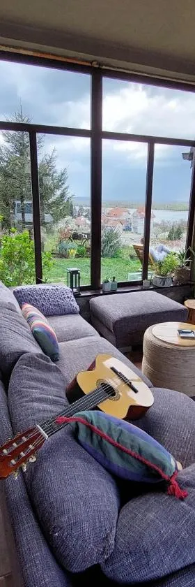 HostelChe Guest House，位于斯梅代雷沃的酒店