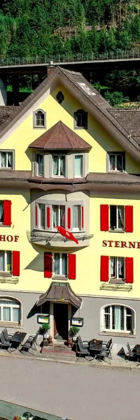 Hotel Sternen，位于古尔特纳伦的酒店