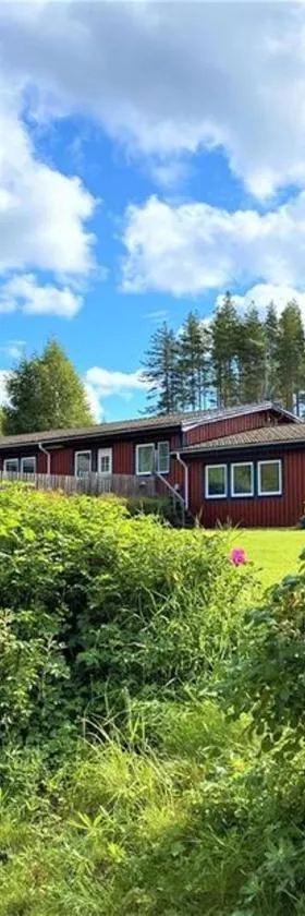 Långrösta 48-49, Appartementen in Hagfors，位于哈格福什的酒店