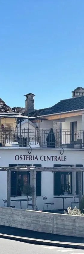 Osteria Centrale - B&B，位于Cugnasco的酒店