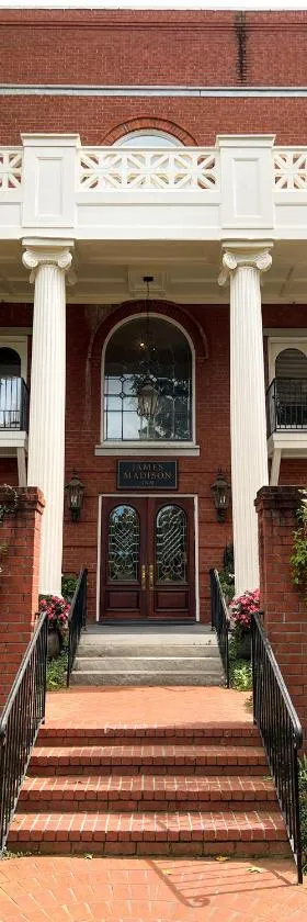 The James Madison Inn，位于麦迪逊的酒店