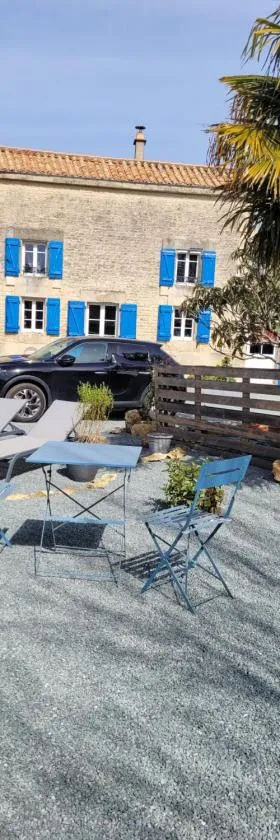 Gîte La Campeloise，位于Villiers-en-Plaine的酒店