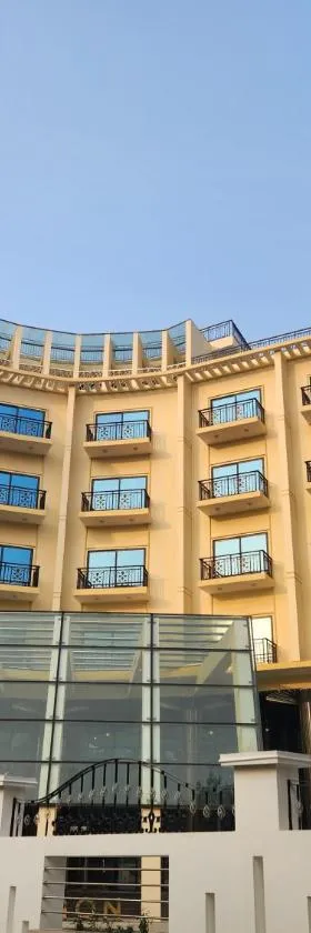 Paragon Hotel & Resort，位于斯里曼加尔乌帕齐拉的酒店