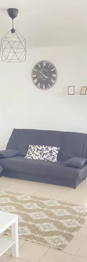 Maison Individuelle Tout Confort Terrasse Extérieur Proche Parc Asterix, Aéroport Roissy CDG, Paris, Disney, Château de Chantilly，位于拉沙佩勒的酒店
