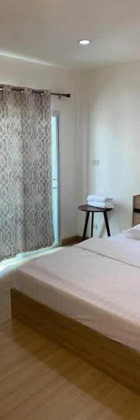 Thanyaporn Guest House - Don Mueang，位于Thung Si Kan的酒店