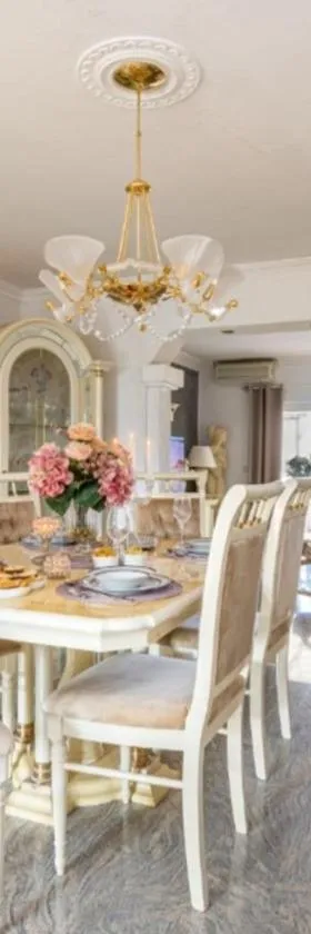 Royal Apartments Sandra，位于斯廷佳的酒店