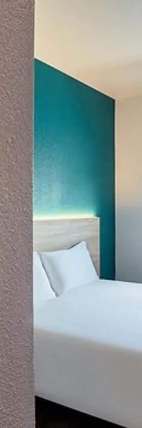 HOTEL F1 SAINT-LO，位于圣洛的酒店