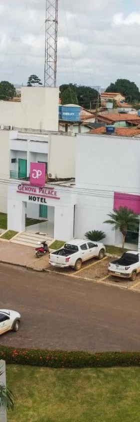 Gênova Palace Hotel，位于Acailandia的酒店