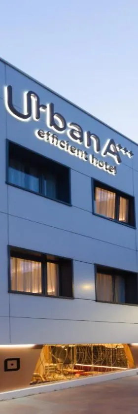 Urban A+++ Hotel，位于特雷斯坎多斯的酒店