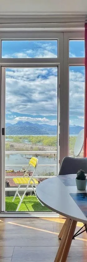 JG Studio apartment，位于Vranjina的酒店
