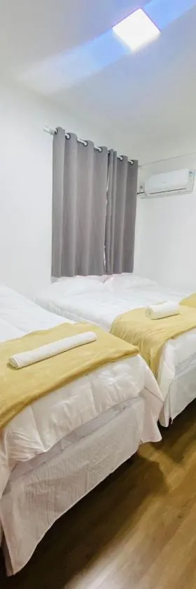 Hotel Santorine Plaza - Itabira - Próximo a Fundação Cultural Carlos Drummond Andrade，位于伊塔比拉的酒店