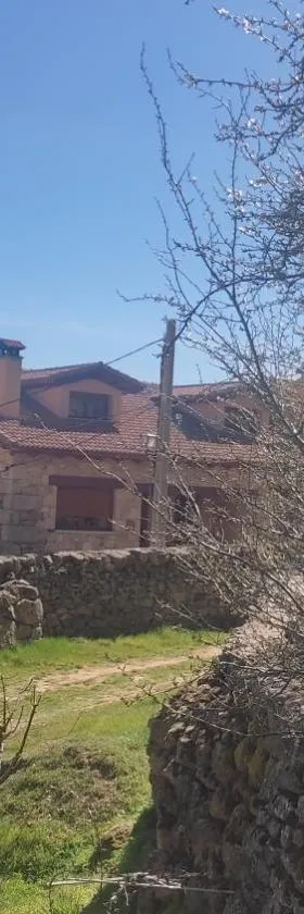 Los Arroyos，位于San Martín de la Vega del Alberche的酒店