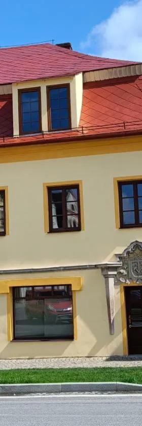 Apartmány Javorník，位于亚沃尔尼克的酒店