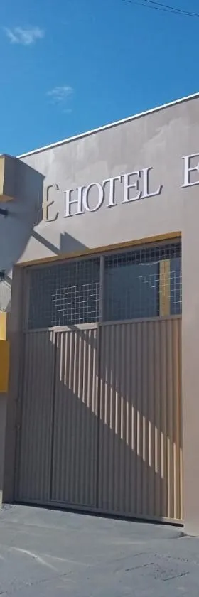 Hotel Enlace，位于吉巴拉那的酒店