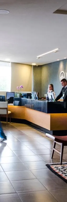 Vitoria Regia Hotel Bauru，位于巴乌鲁的酒店