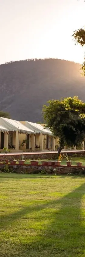 Ratan Villas Sariska，位于阿尔瓦尔的酒店