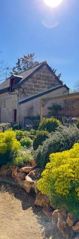 Maisons de campagne. Gîte vert.，位于Brigné的酒店