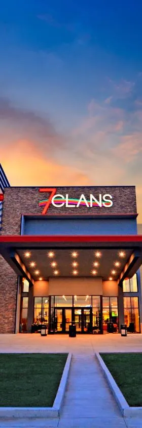 7Clans Hotel & Resort，位于Newkirk的酒店