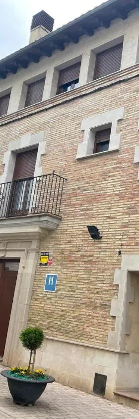 EL RINCON DE TOÑO，位于Pomar的酒店