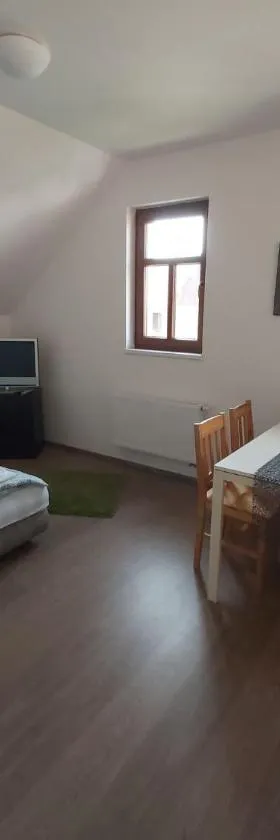 Pivní lednice，位于Lhota pod Libčany的酒店