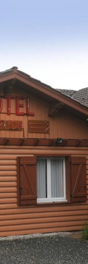 Hotel La Cabane，位于Belin-Beliet的酒店