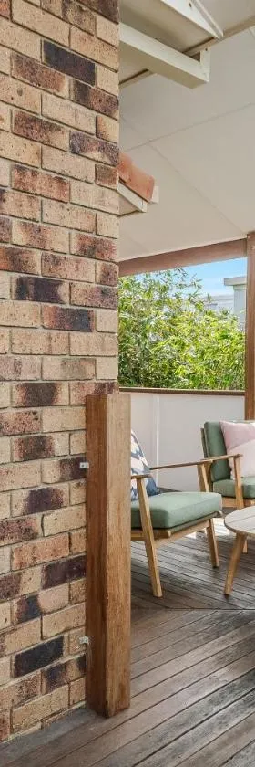 Lennox Beach Oasis 3 Bedrooms in town，位于伦诺克斯角的酒店