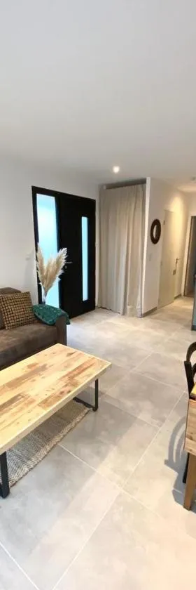 L'Escale Marine，位于圣吕奈尔的酒店