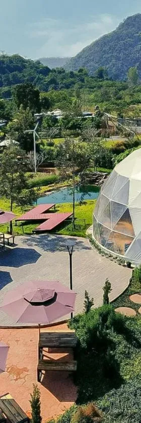 Glamping hill khaoyai，位于Khao Yai的酒店