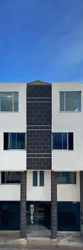 Hotel 3.015 Aquitania，位于阿基塔尼亚的酒店