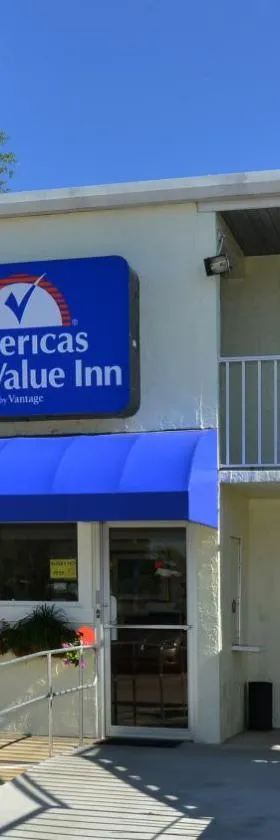 Americas Best Value Inn Bradenton-Sarasota，位于布雷登顿的酒店