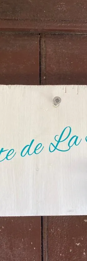 Le Gîte de La Source，位于圣吉扬莱代塞尔的酒店