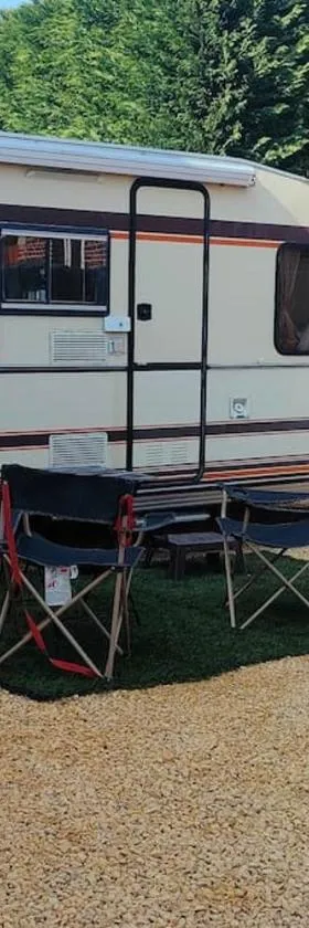 Camping-car vintage，位于Venette的酒店