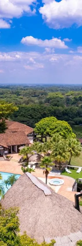 LAGOGRANDE HOTEL，位于Jamundí的酒店