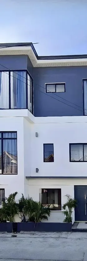 New Modern Suite Near Airport & Beach，位于Sudtungan的酒店