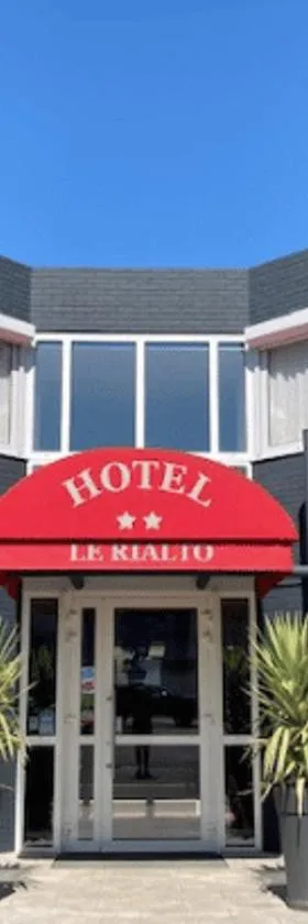 Logis Hôtel- Hôtel Restaurant Le Rialto，位于勒斯奎斯特勒的酒店