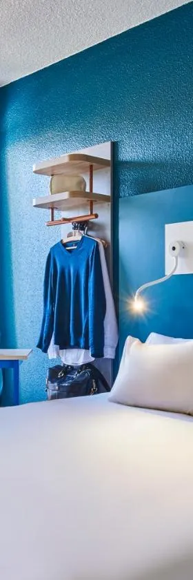 ibis budget Saint-Ouen-l'Aumône，位于圣杜恩洛莫纳的酒店
