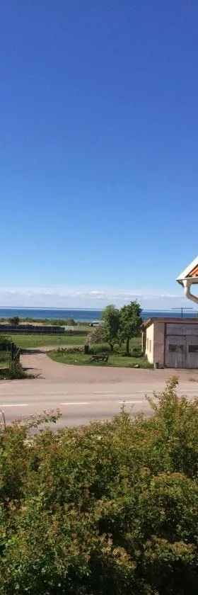 Farbror Alfreds Boende Sjöutsikt，位于雪平斯维克的酒店